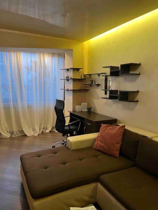 Apartament Theta- Langa Centru, Cada Hidromasaj Suceava Eksteriør bilde